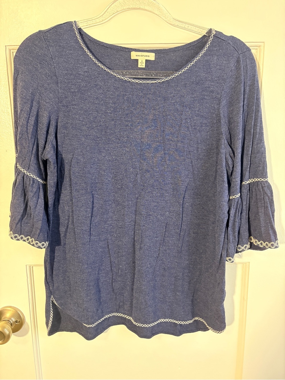 Max Studio Heather Blue Scoop Neck Bell Sleeve Top with White Crochet Trim